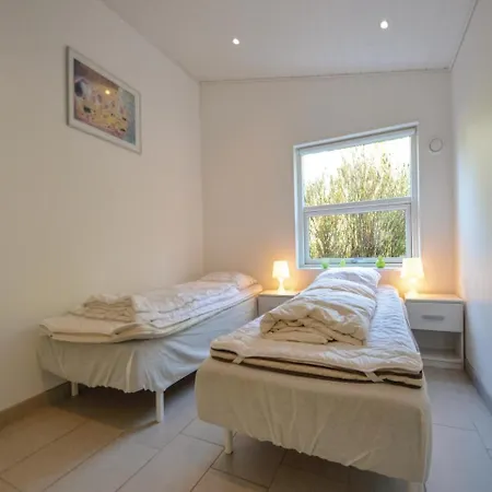 Four-bedroom Ebeltoft With A Fireplace 04 別荘 *